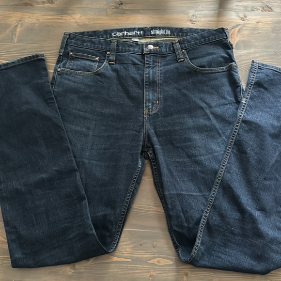 *SOLD* Mens 36” x 36” Carhartt straight fit Carhartt dark denim jeans - Picture 4 of 4